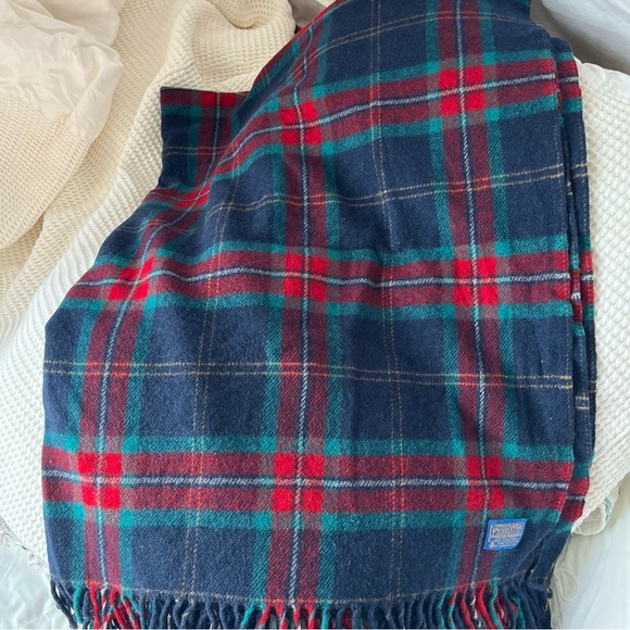 Vintage Pendleton Tartan Plaid Blanket 68x54 100 Wool Fringe Western Classic USA